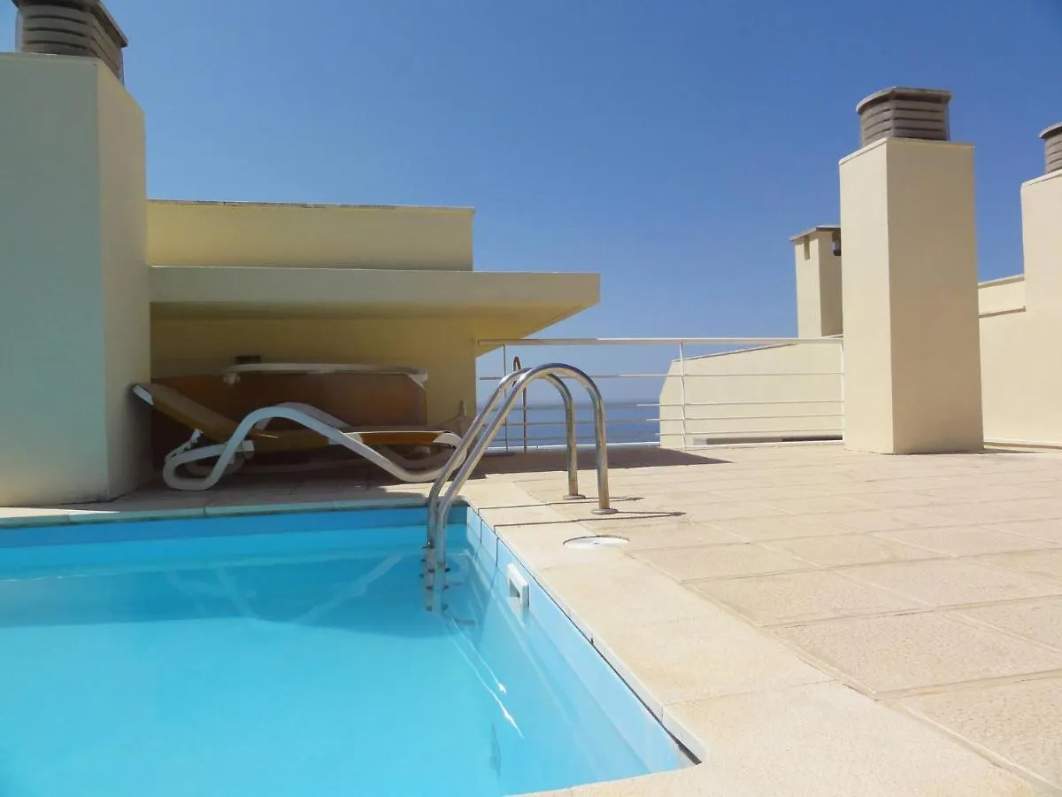Excellent Beachfront Penthouse With Own Pool マルベーリャ 0*,